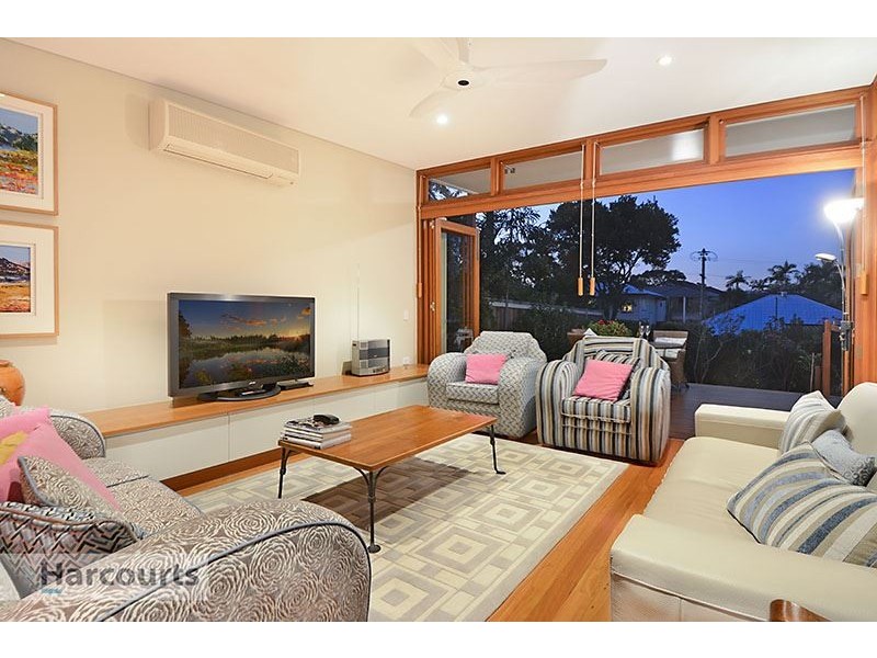 27 Ringrose Street, Stafford Heights QLD 4053