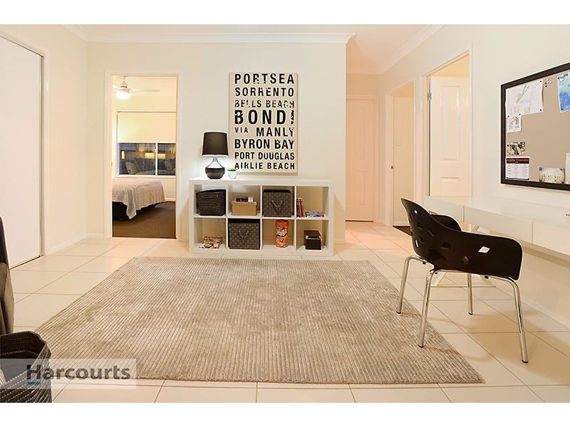 6 Colvillea Court, Everton Hills QLD 4053