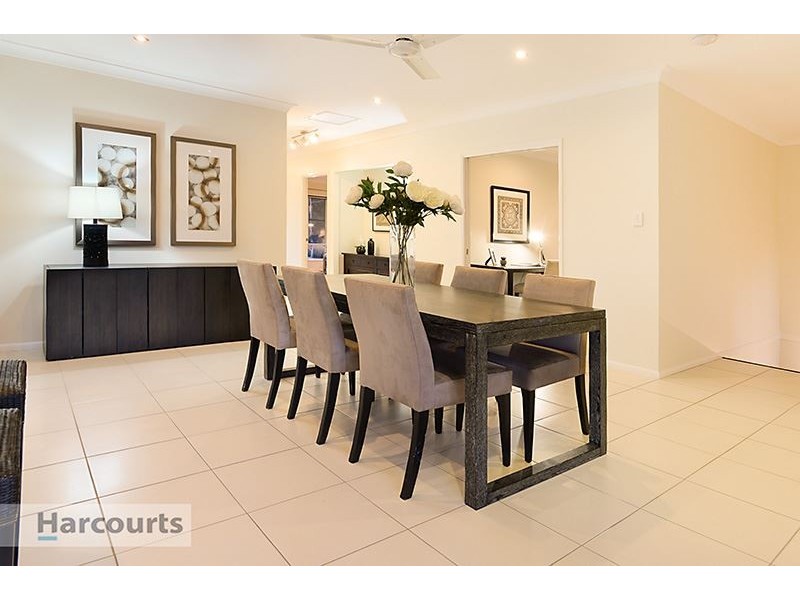 6 Colvillea Court, Everton Hills QLD 4053