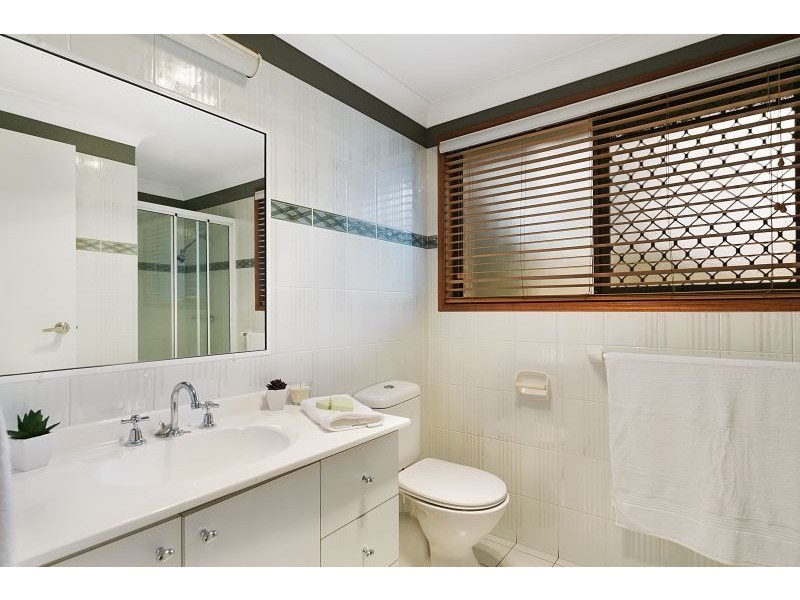 9 Osprey Court, Albany Creek QLD 4035