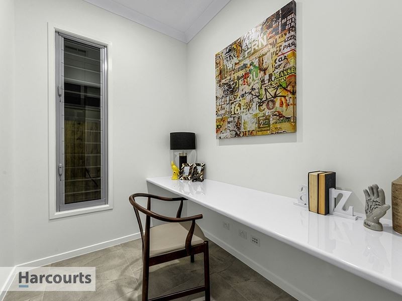 43 Rolleston Street, Keperra QLD 4054