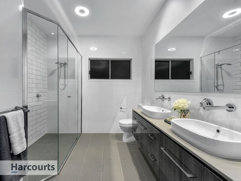 43 Rolleston Street, Keperra QLD 4054