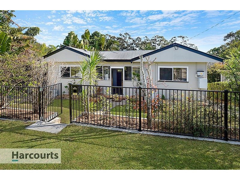 23 Bowers Road South, Everton Hills QLD 4053
