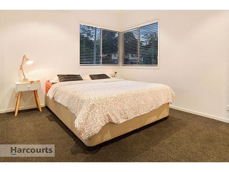 83 Minto Crescent, Arana Hills QLD 4054