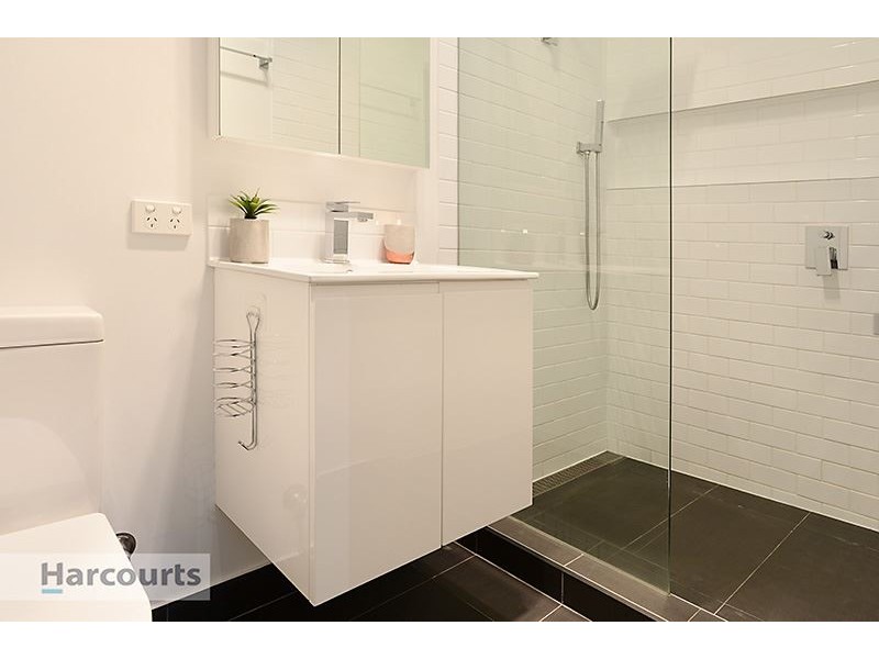 83 Minto Crescent, Arana Hills QLD 4054