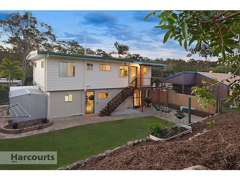 19 Caneby Street, Everton Hills QLD 4053