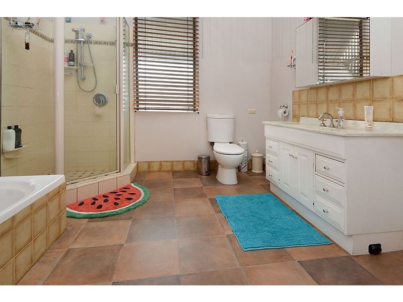 20 Pike Avenue, Taringa QLD 4068