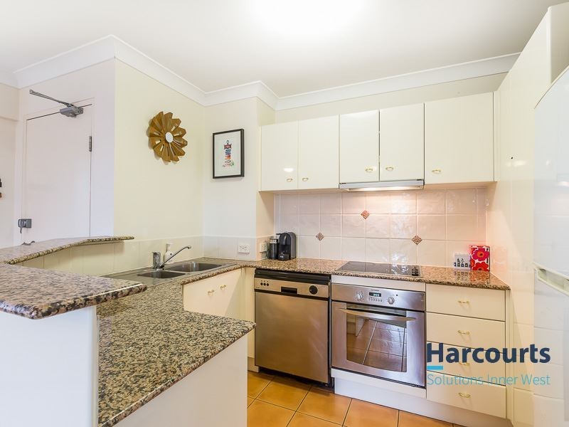 89/55 Harries Road, Coorparoo QLD 4151