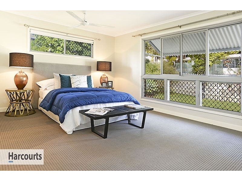 5 Malwood Street, Stafford Heights QLD 4053