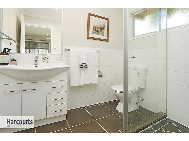 5 Malwood Street, Stafford Heights QLD 4053