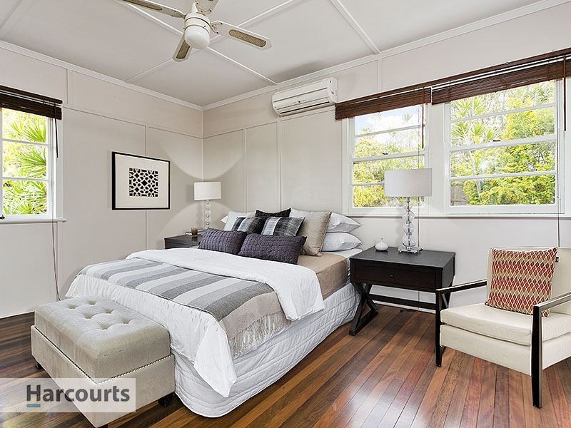 49 Gralton Street, Keperra QLD 4054