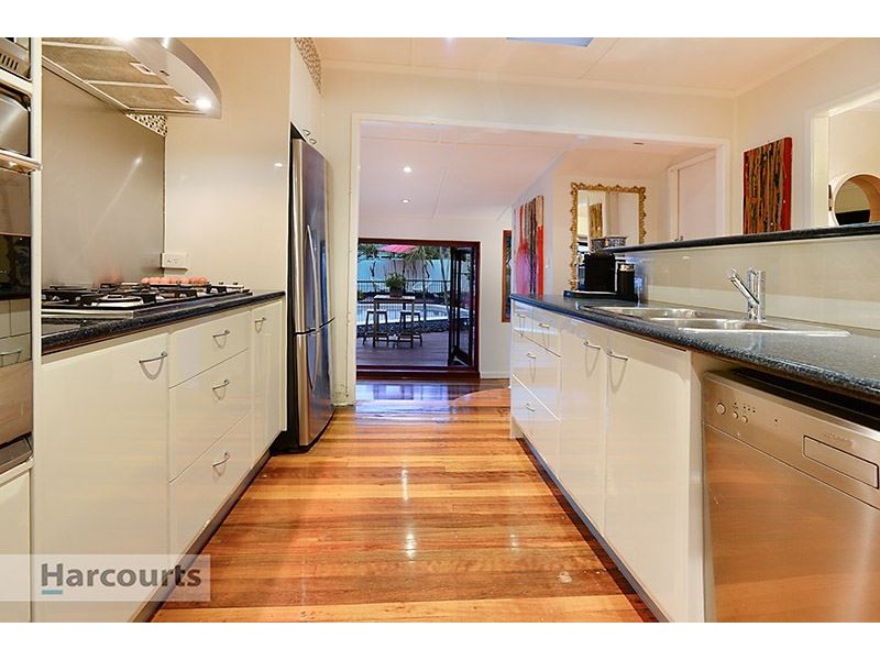 3 Ormeley Street, Stafford Heights QLD 4053