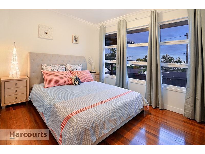 3 Ormeley Street, Stafford Heights QLD 4053