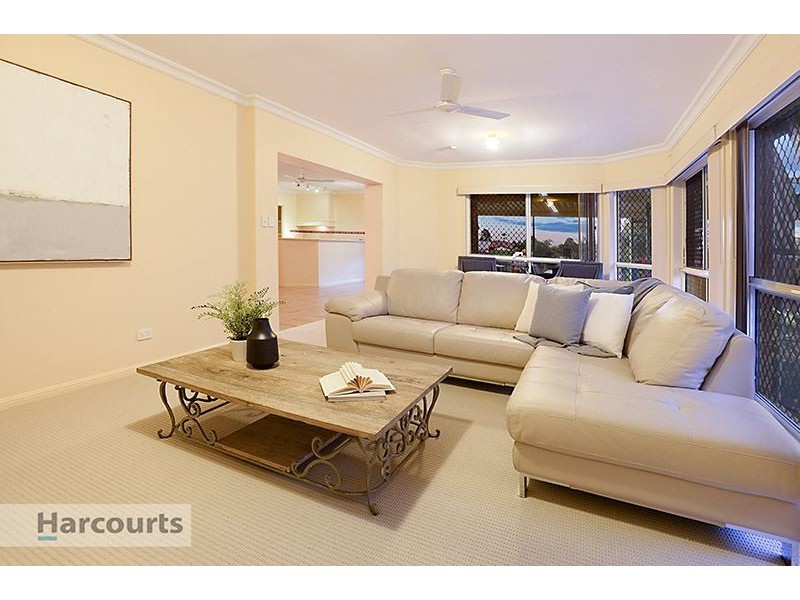 5 Karma Place, Albany Creek QLD 4035