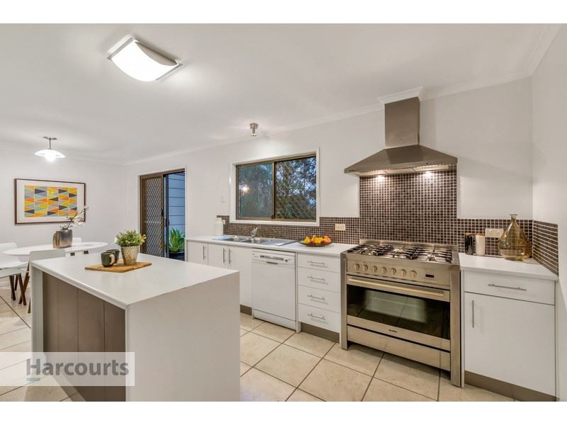 20 Elizabeth Street, Everton Hills QLD 4053