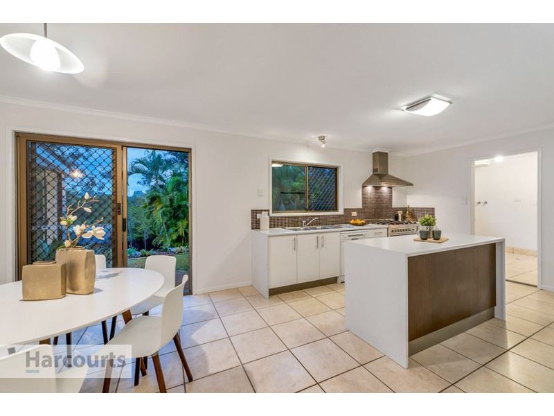 20 Elizabeth Street, Everton Hills QLD 4053