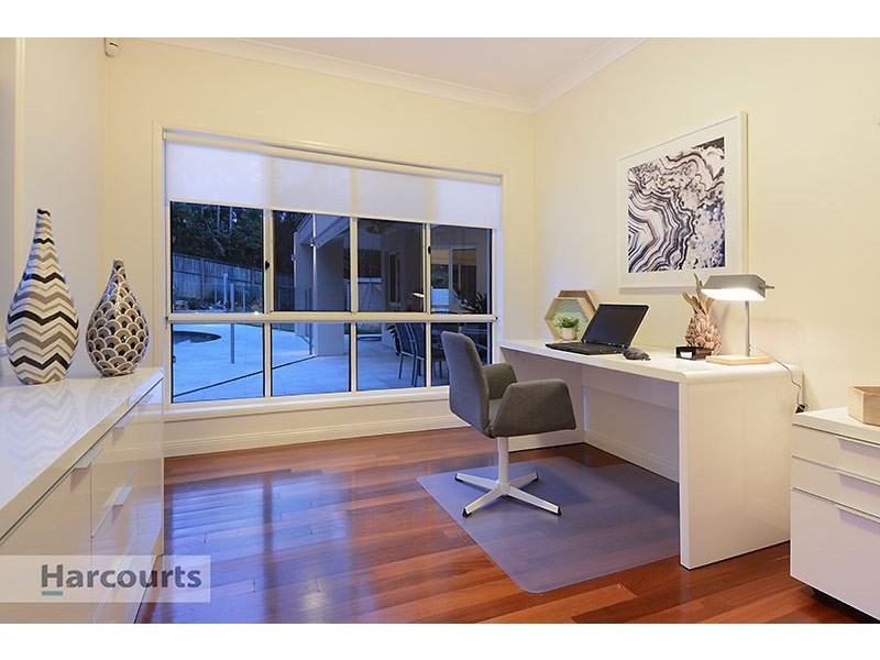 9 Landon Close, Mcdowall QLD 4053