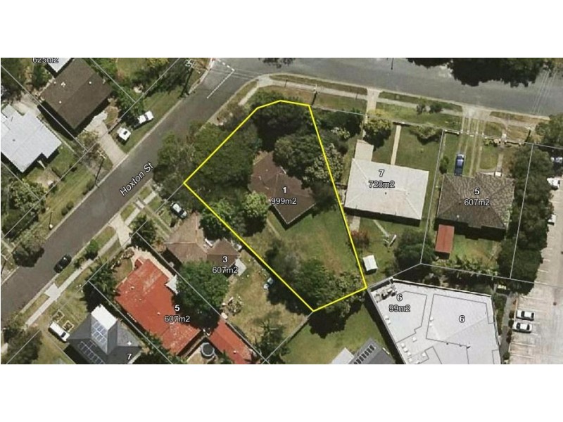 1 Hoxton Street, Arana Hills QLD 4054