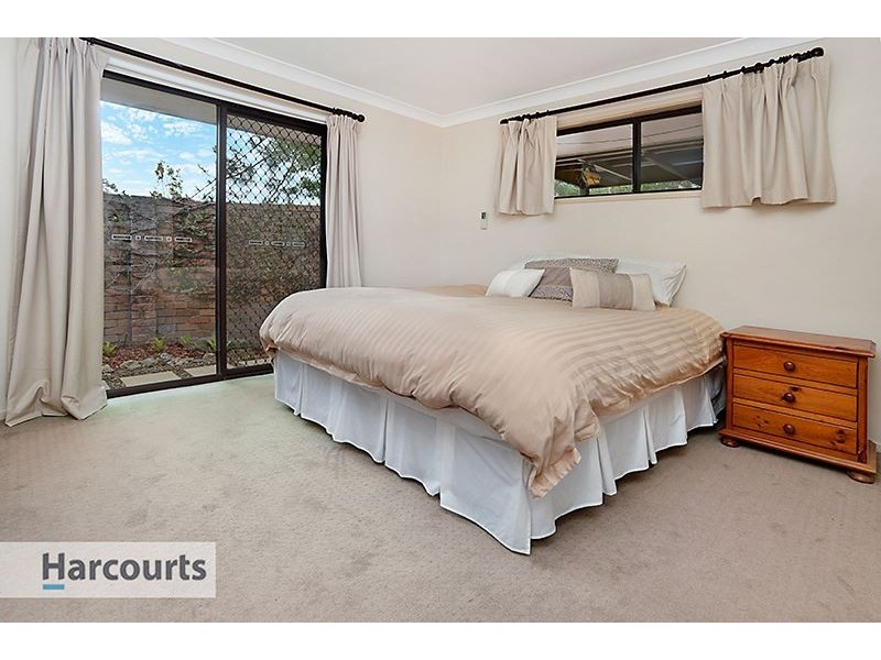 35 Tarcoola Avenue, Ferny Hills QLD 4055