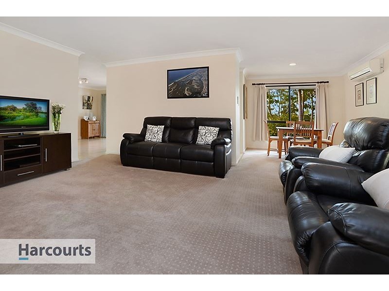 35 Tarcoola Avenue, Ferny Hills QLD 4055