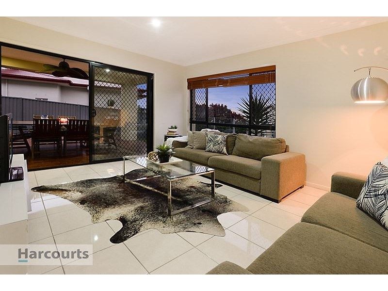 25 Morningvale Place, Mitchelton QLD 4053