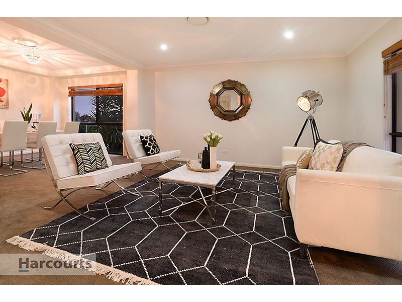 25 Morningvale Place, Mitchelton QLD 4053