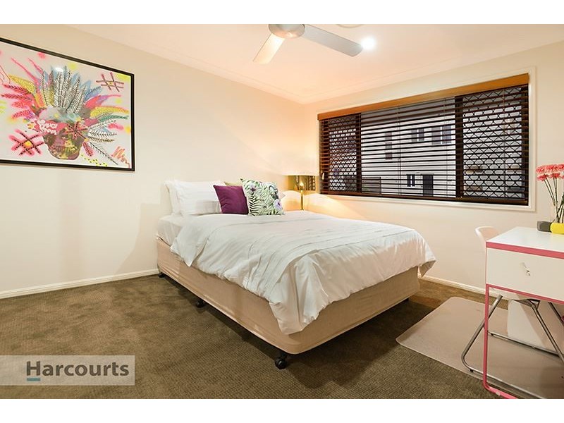 25 Morningvale Place, Mitchelton QLD 4053