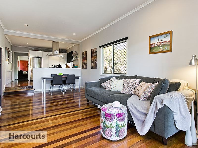 15 Gralton Street, Keperra QLD 4054