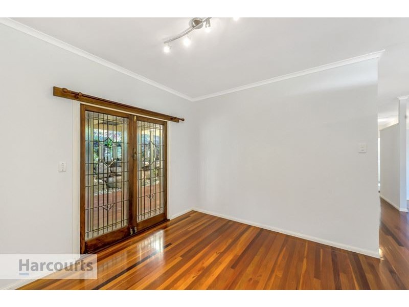 8 Wollundry Place, The Gap QLD 4061