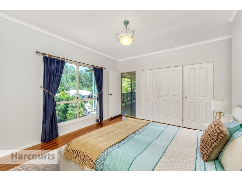 8 Wollundry Place, The Gap QLD 4061
