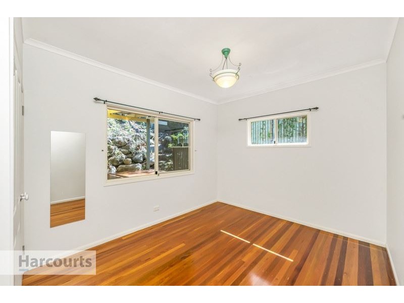 8 Wollundry Place, The Gap QLD 4061