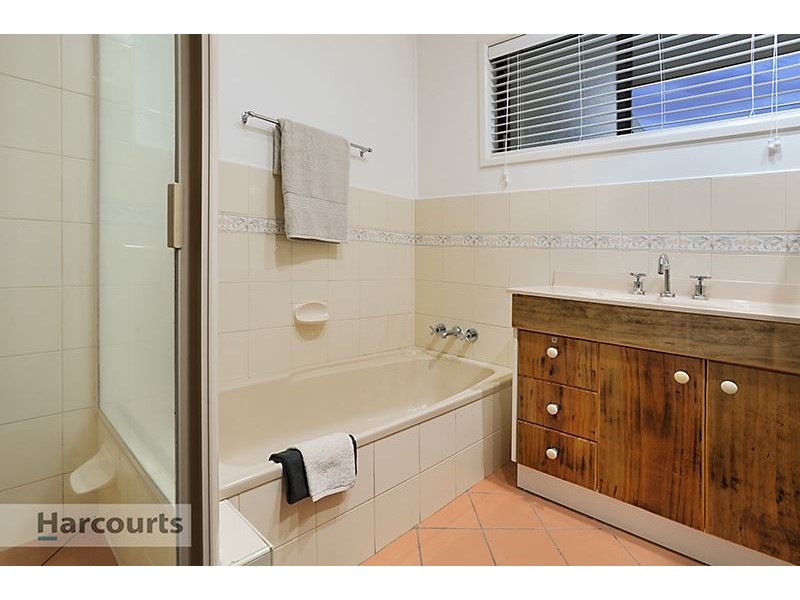 40 Joalah Crescent, Ferny Hills QLD 4055