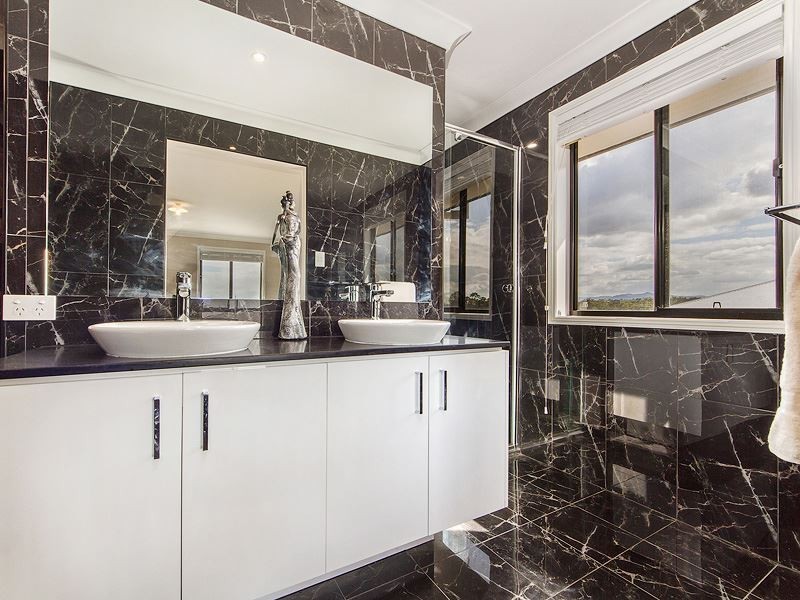 12 Corella Crescent, Warner QLD 4500