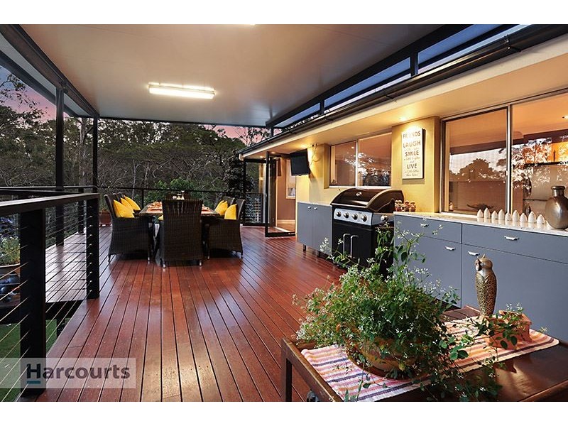 15 Lemm Street, Everton Hills QLD 4053