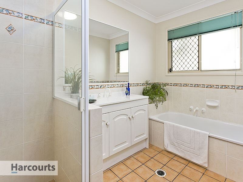 11 De Niro Place, Keperra QLD 4054