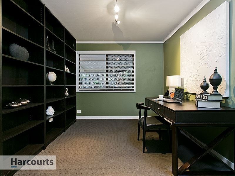 2 Ekland Court, Mcdowall QLD 4053