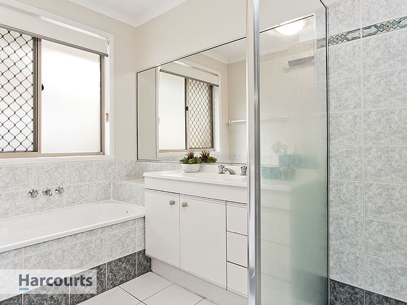 36 McGregor Way, Ferny Grove QLD 4055