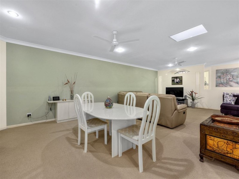 6 Tinaroo Court, Albany Creek QLD 4035