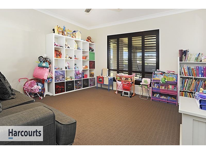 42 Rivergum Drive, Eatons Hill QLD 4037