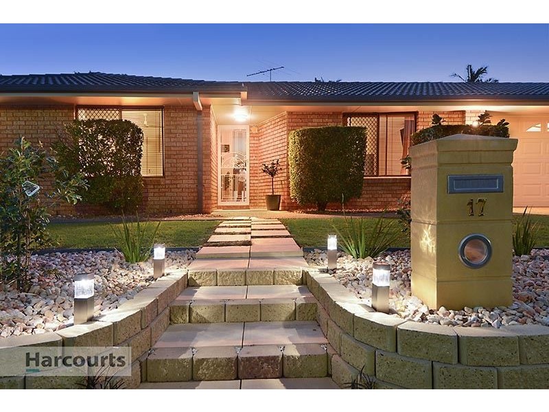 17 Kingfisher Street, Albany Creek QLD 4035