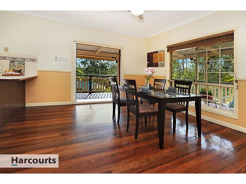 1 Cedarwood Court, Arana Hills QLD 4054