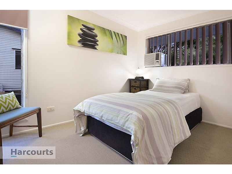 58 Folkstone Avenue, Albany Creek QLD 4035