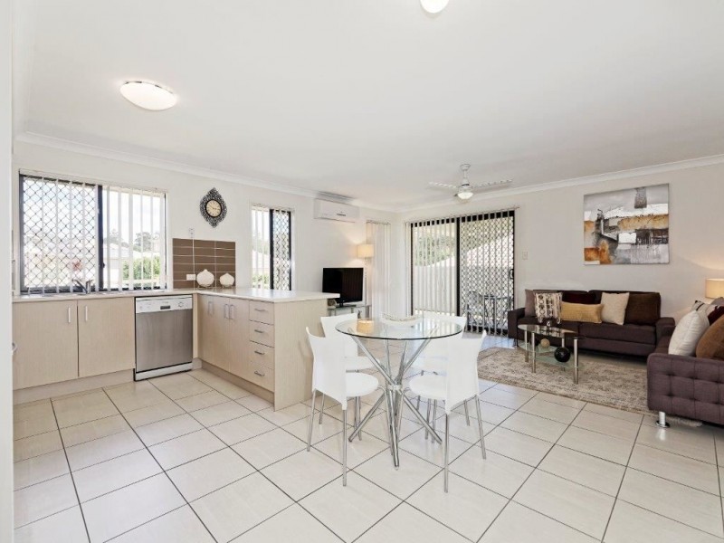 68 Rolland Parade, Warner QLD 4500