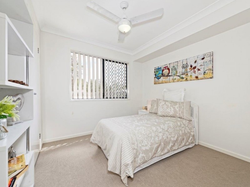 68 Rolland Parade, Warner QLD 4500