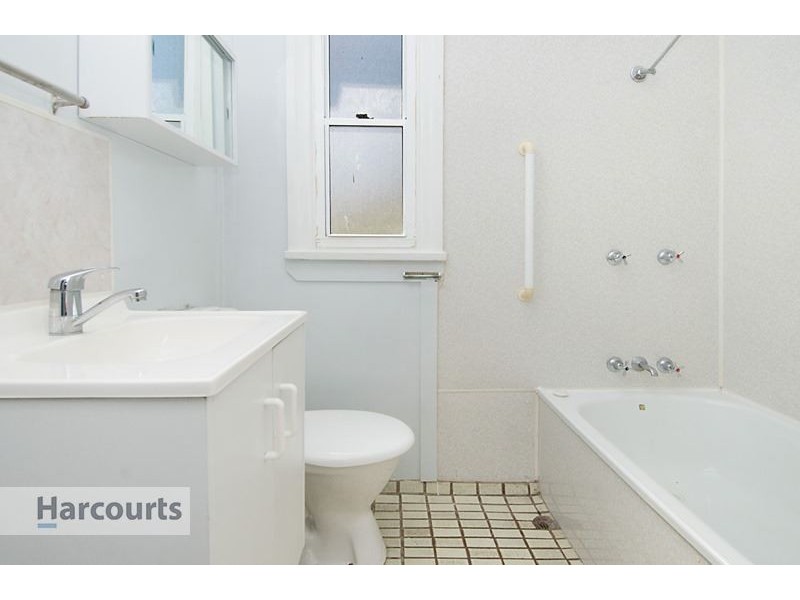 11 Gilston Street, Keperra QLD 4054