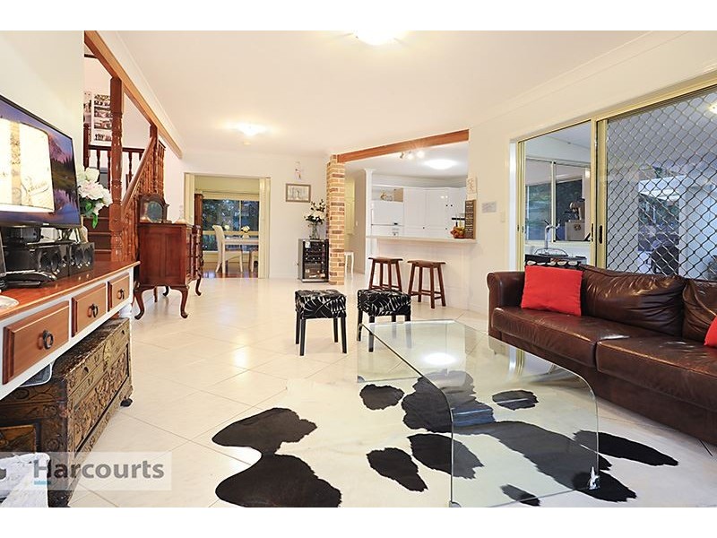 13 Egret Court, Albany Creek QLD 4035