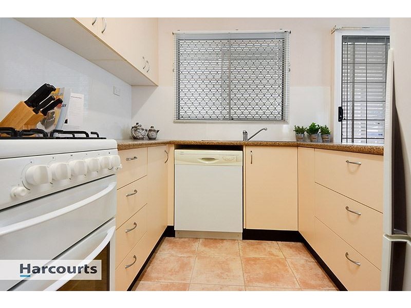 31 Violet Street, Everton Hills QLD 4053