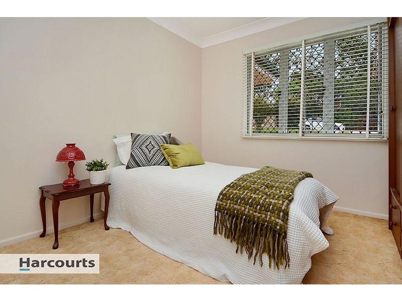 31 Violet Street, Everton Hills QLD 4053