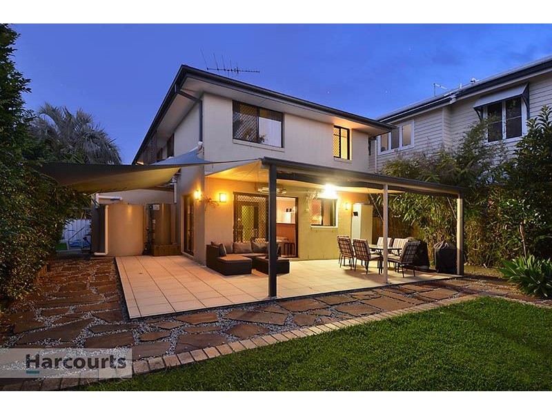 110 Pascoe Street, Mitchelton QLD 4053