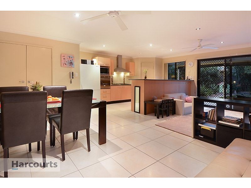 110 Pascoe Street, Mitchelton QLD 4053